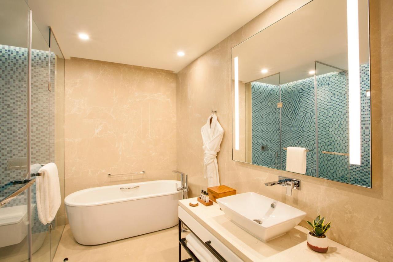 Отель Hyatt Regency Thrissur Экстерьер фото
